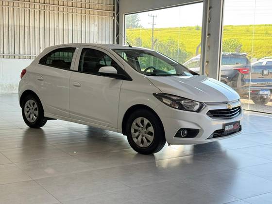 CHEVROLET ONIX 1.0 MPFI LT 8V FLEX 4P MANUAL CHEVROLET ONIX 1.0 MPFI LT 8V FLEX 4P MANUAL